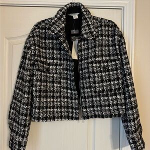 Rachel Zoe cropped tweed jacket Size L, Blaxk & White. NEW